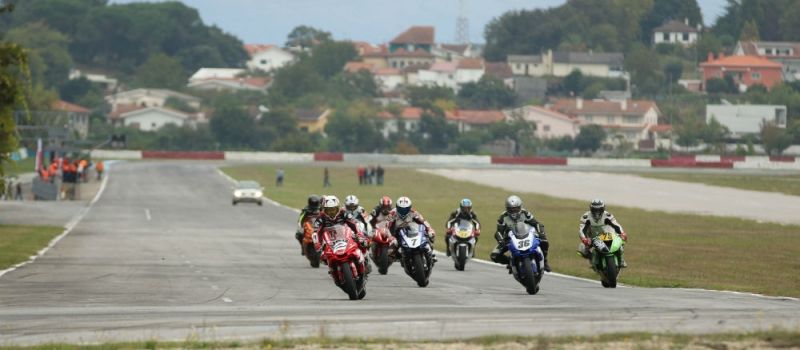 Circuito de motos en Paracaidismo Galicia Paracaidismo Braga